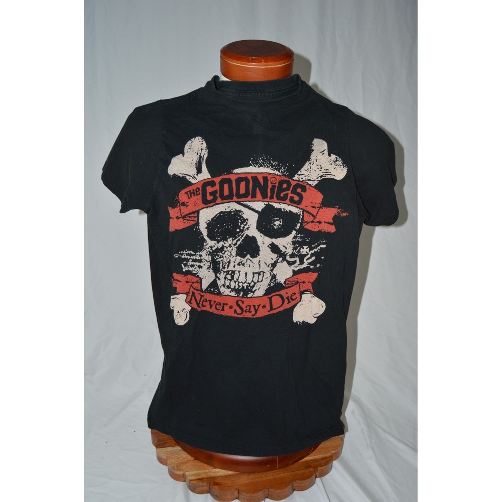 Ripple Junction‎ The Goonies 'Never Say Die' Skull Graphic T-Shirt - Size Small